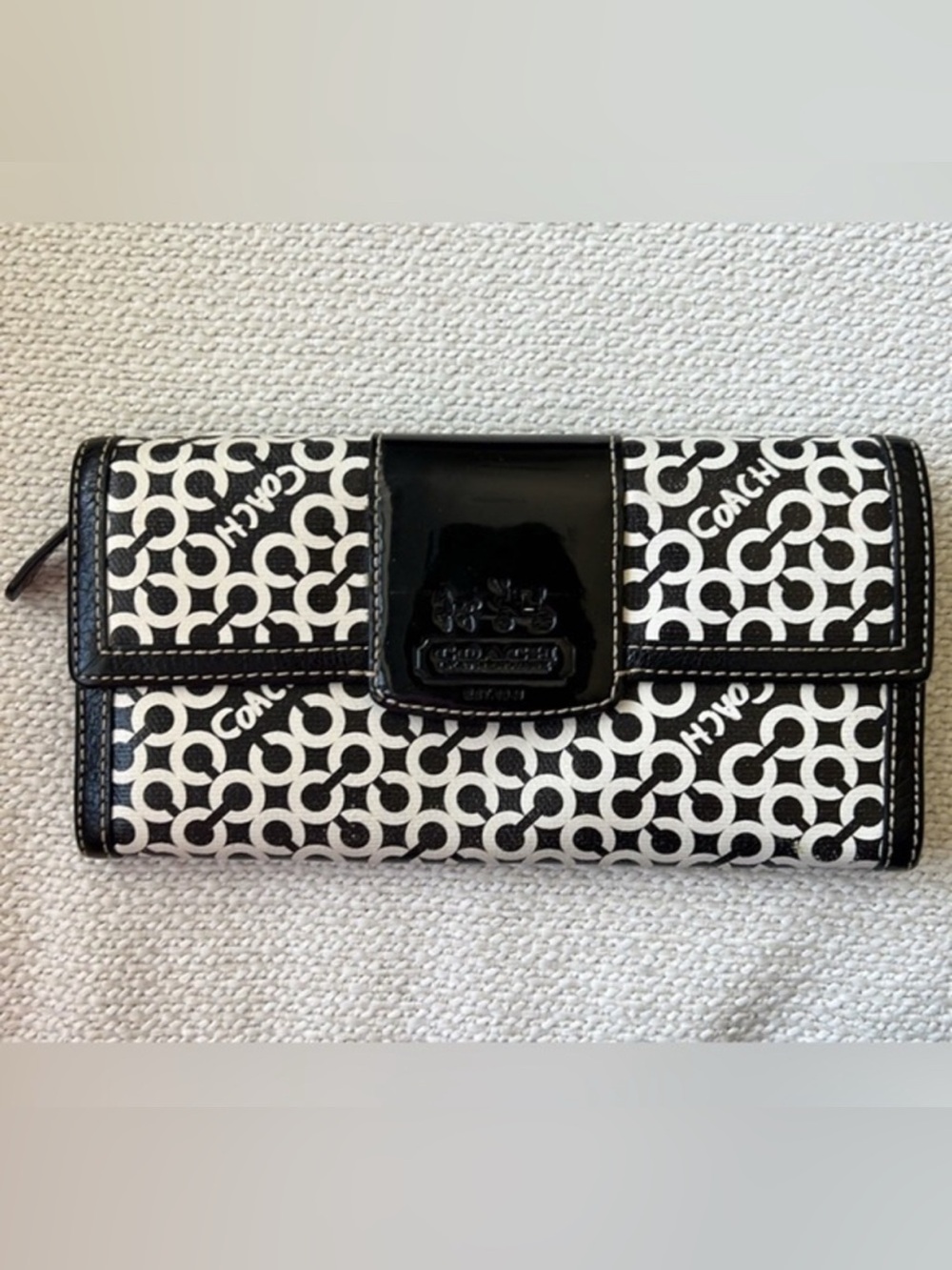 Coach Y2K Vintage Penelope Op Art Wallet